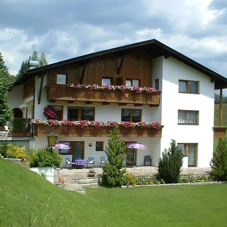 Guest house Gaestehaus Manuela - Familie Rantner Seefeld in Tirol