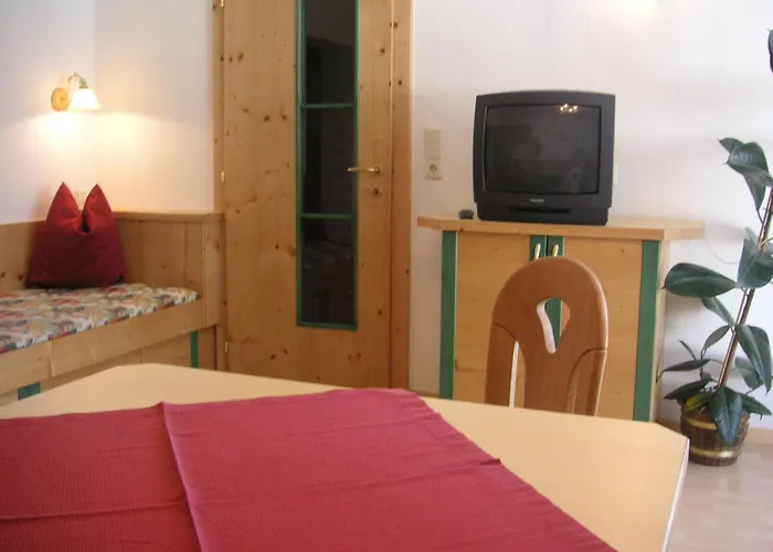 Gaestehaus Manuela - Familie Rantner 3* Seefeld in Tirol