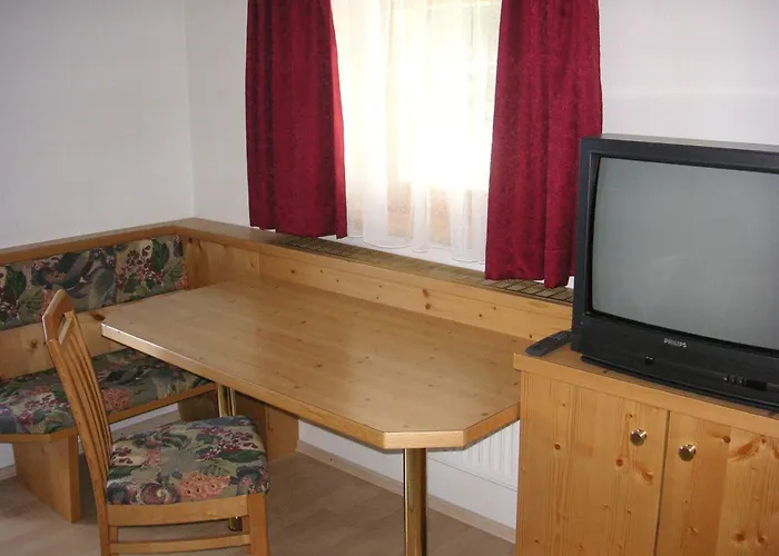 Pensionat Gaestehaus Manuela - Familie Rantner 3*