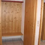 Πανσιόν Gaestehaus Manuela - Familie Rantner Ζέεφελντ